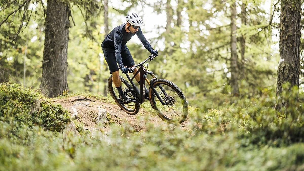 POTENCIA TUS RUTAS: DESCUBRE LA LIGERA Y DIVERTIDA LUMEN eRIDE - Bicicletas  SCOTT Chile