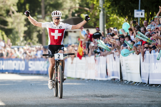 Big win from start to finish - Nino celebrating his 11th victory in 2012: World Champion!