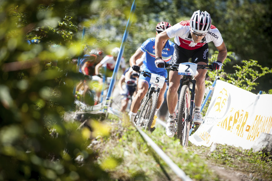 Nino aboard his SCOTT Scale 700 RC at the Worlds in Austria.