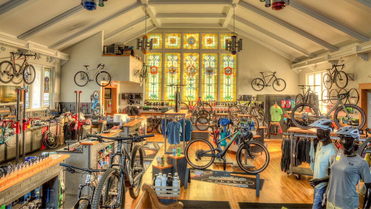Interior of Scott dealer WebCyclery in Bend, OR