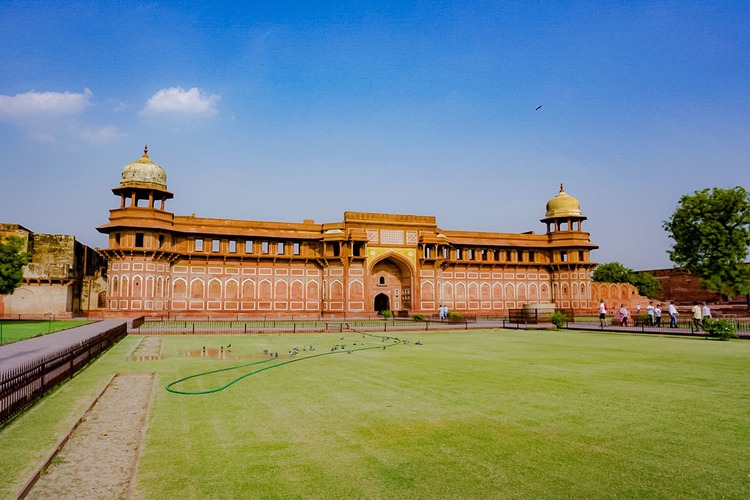 dolomite-india-fort-akbar dolomite-india-fort-akbar