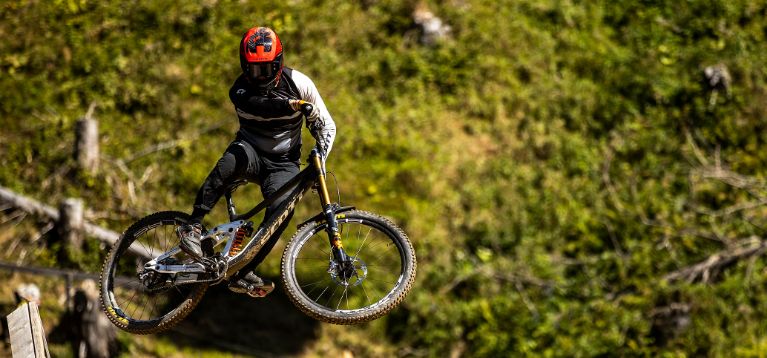 Desviar Amarillento escarabajo Downhill Mountain Bikes & Dirt Jump Bikes | Scott