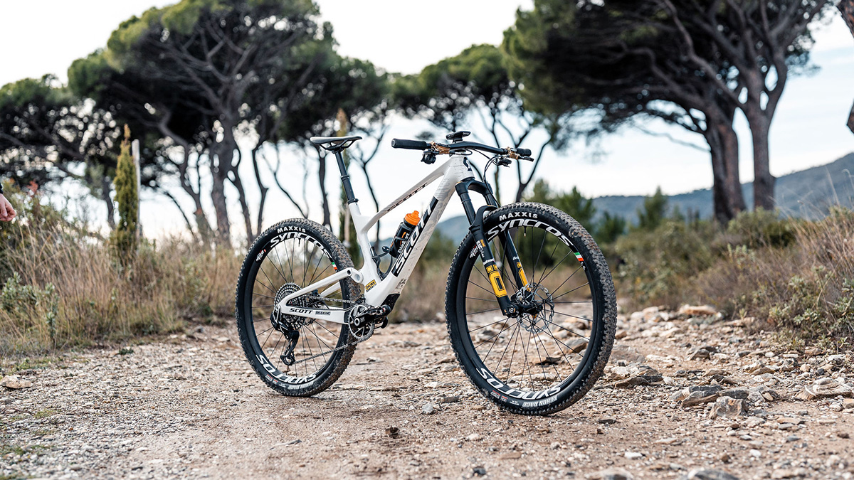 Bike SCOTT Spark RC white 