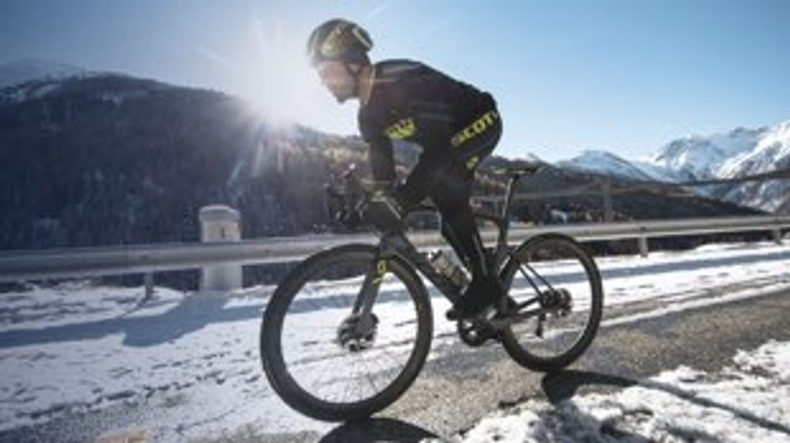 How to choose the perfect winter cycling gear?
