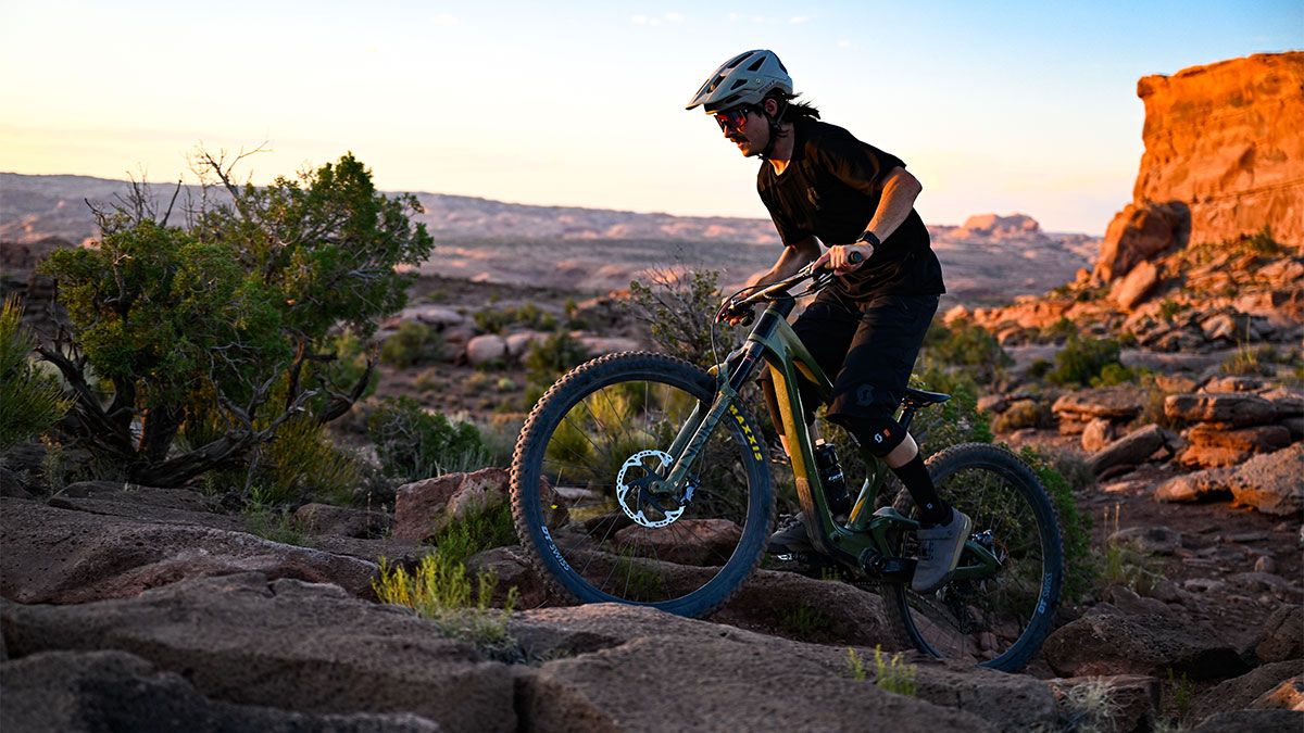 Bold Lines on Moab's Slick Rock Trails