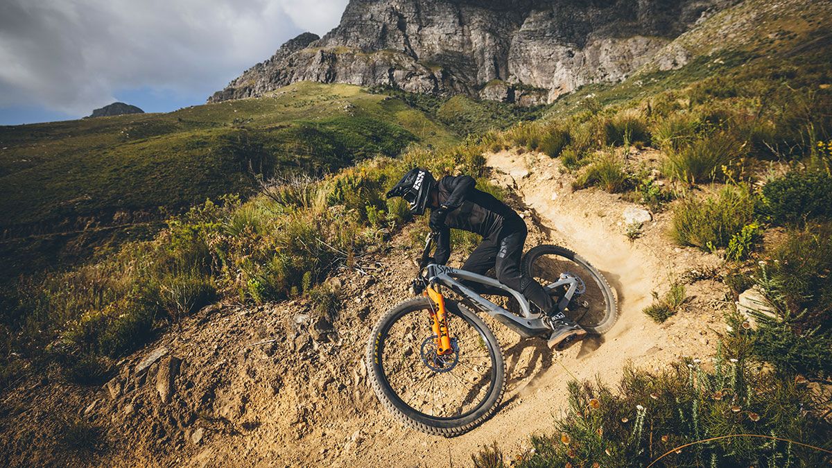 ROB HERAN RIDES CAPE TOWN