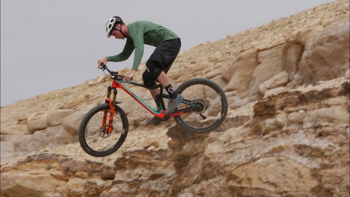Scotty Laughland Discovers Israel's MTB Scene