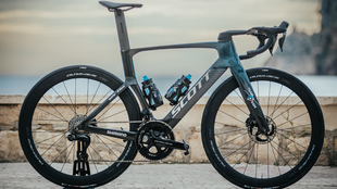 syncros-team-dsm-announcement- syncros-team-dsm-announcement-