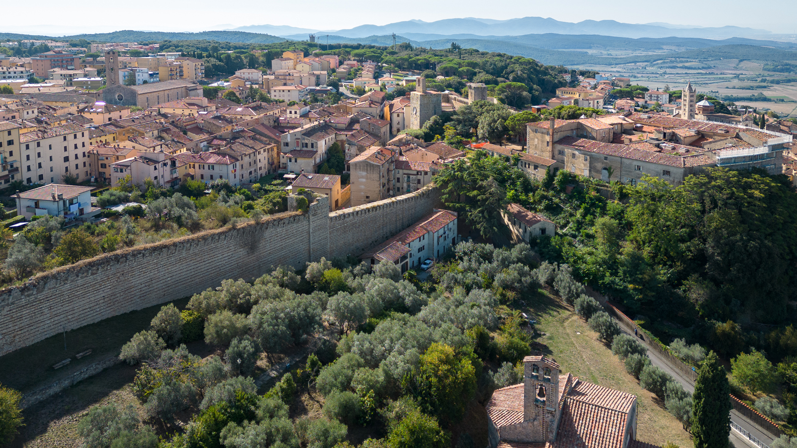 Massa Vecchia, Italy – An e-MTB experience in the wild heart of Tuscany