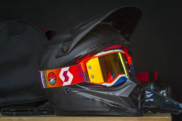 close up of the mojave prospect goggle on a black helmet sitting on a table