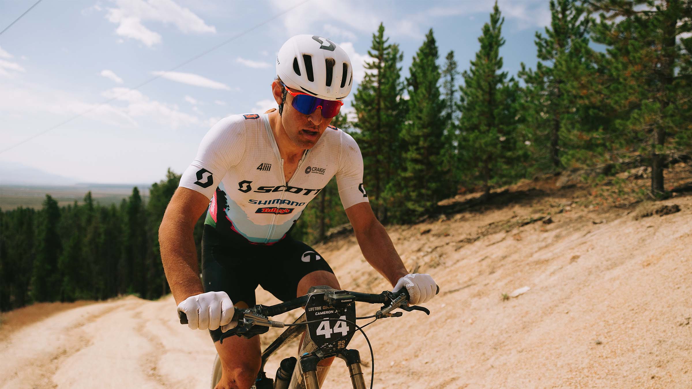 Cam Jones on the Columbine climb at the 2025 Leadville 100