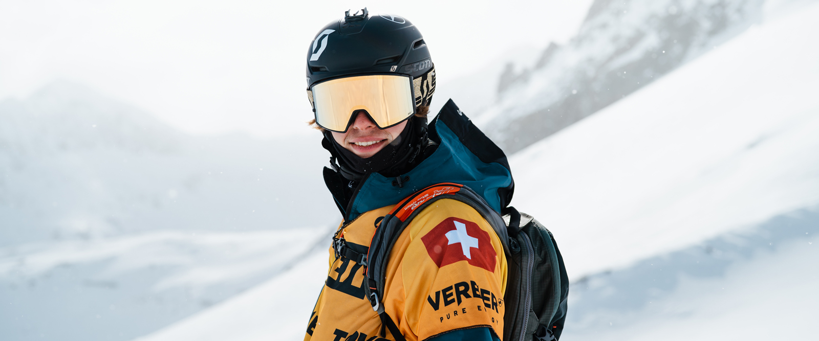 Autocollant de neige de Snowboard casque coloré W/ Goggle pour le Ski  Motoneige Snowcat pour l'homme des femmes de la protection de sport - Chine  Casque de ski et snowboard Casque prix